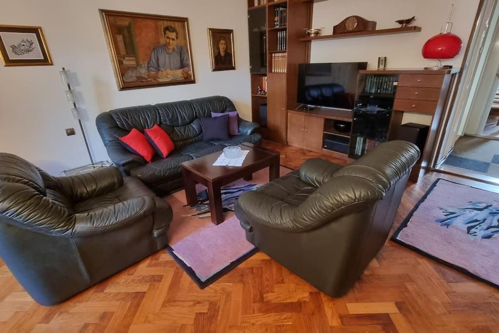 Olden House-Central Apartment-Parking Zagreb Bagian luar foto